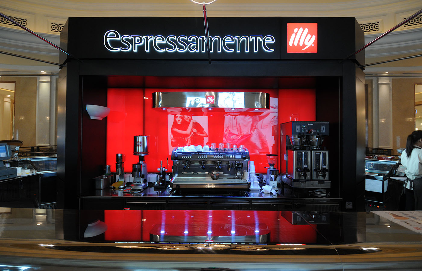 ILLY咖啡体验馆 headarchitecture headarchitecture